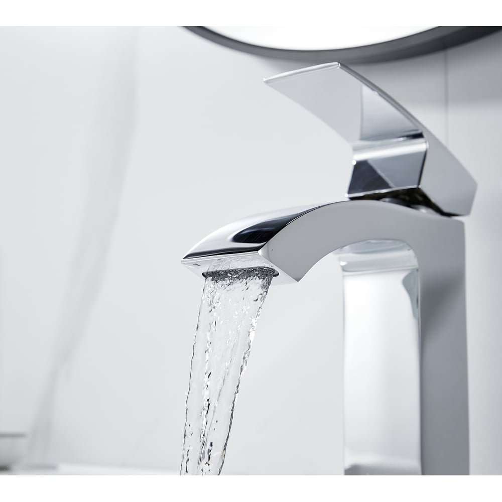 Изображение товара Однорычажный смеситель для раковины ALOUTE цвет хром высота 170 мм модел A1101