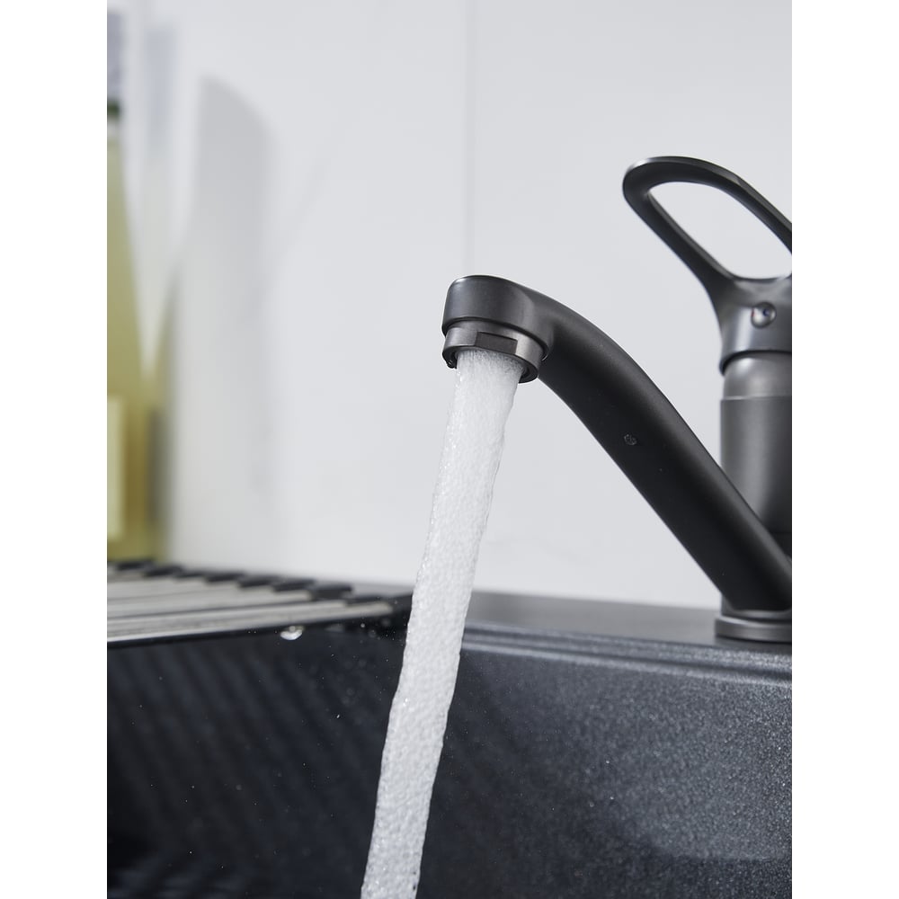 Изображение товара Смеситель для умывальника ALOUTE со средним изливом графит