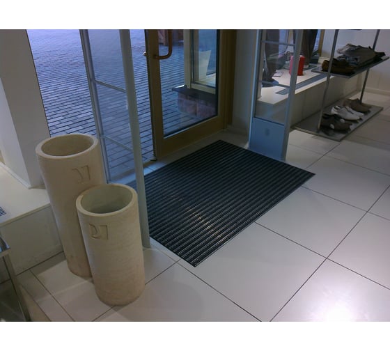 Изображение товара Грязезащитная придверная решетка Алсагор АЛСА резина + скребок, 1200 х 800 мм A111012