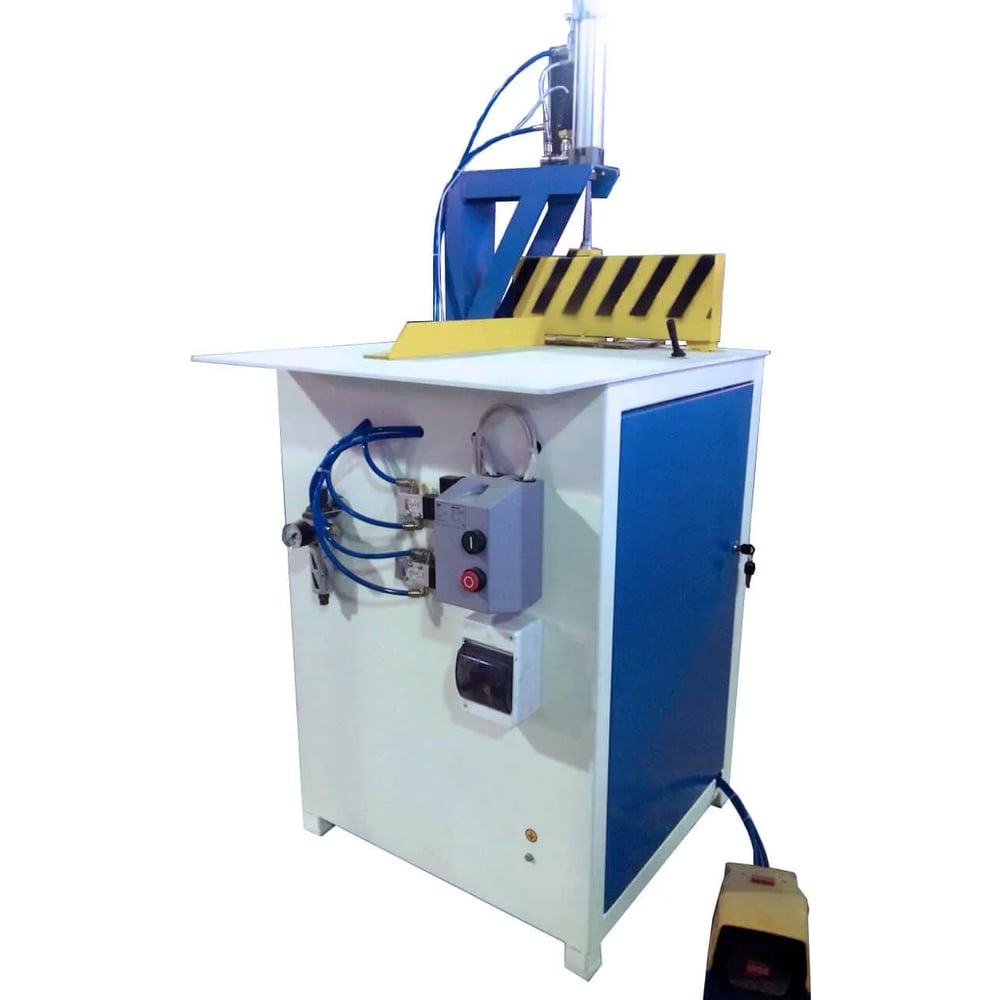 Изображение товара Торцовочный станок ООО СЗДО СТ-1-350 для распиловки древесины