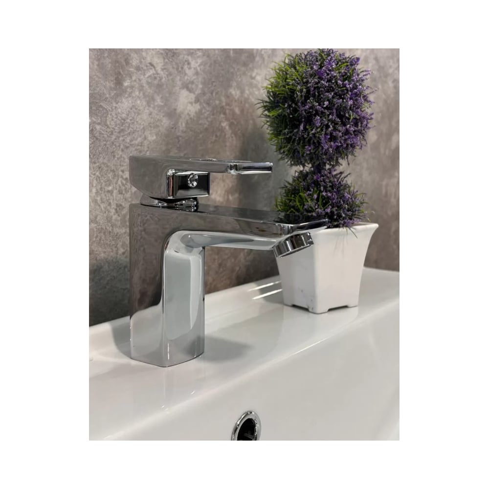 Изображение товара Смеситель однорычажный ViEiR латунь, керамический картридж, хром V353511