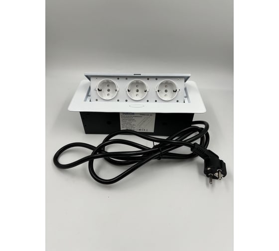 Изображение товара Выдвижной встраиваемый розеточный блок Inrior на 3 EURO розетки, TORO-03-10