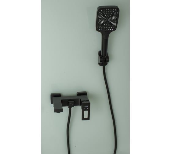 Изображение товара Смеситель для ванны ViEiR однорычажный, с коротким изливом, черный, для современной ванной комнаты V193531-C