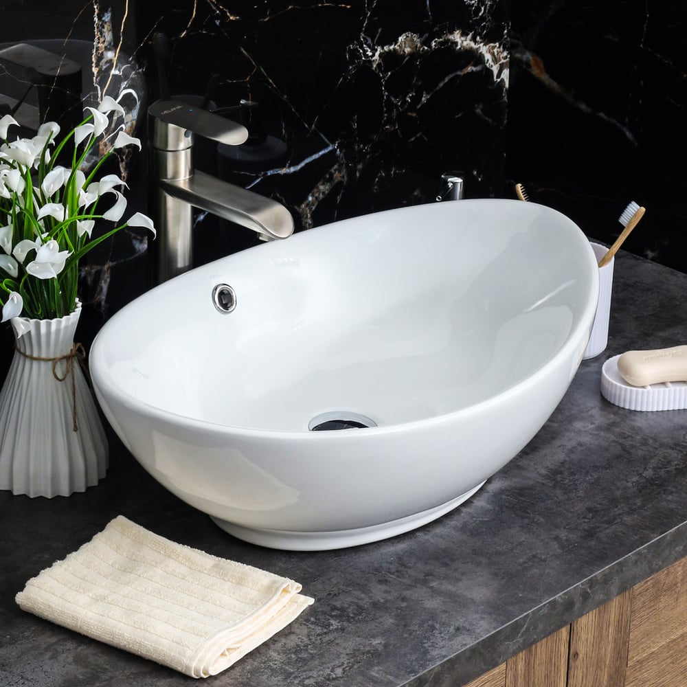 Изображение товара Раковина MELANA MLN-7027A современная керамическая овальная белая