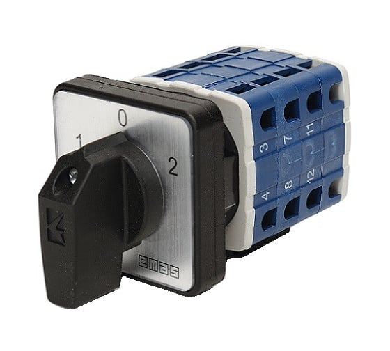 Изображение товара Переключатель полюсов Emas 120А (1-0-2) 60гр, 4 полюса, рамка 64х64мм, 400В AC, IP54 PSA120KD334S