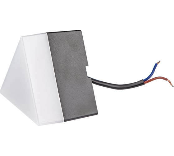 Изображение товара Соединительный светодиодный модуль для светильников ЭРА SML-AC-B-4K-03 3Вт 4000K 270Лм треугольник черный Б0050960