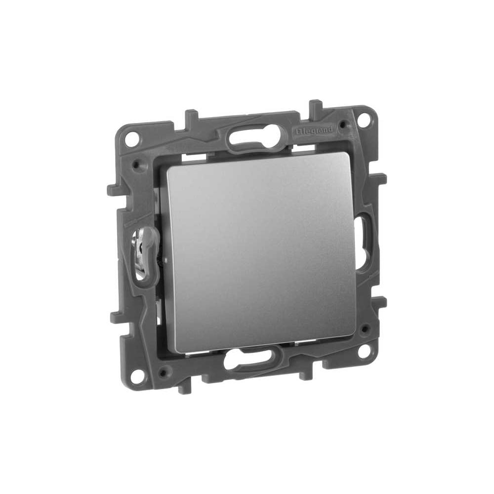 Изображение товара Переключатель IEK ETIKA 1-клавишный алюминиевый IP20 для встраиваемого монтажа