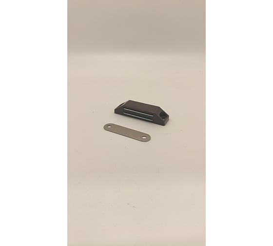 Изображение товара Защелка мебельная с магнитом Крепстор большая коричневая, Пакет 4 шт. 4665317041250