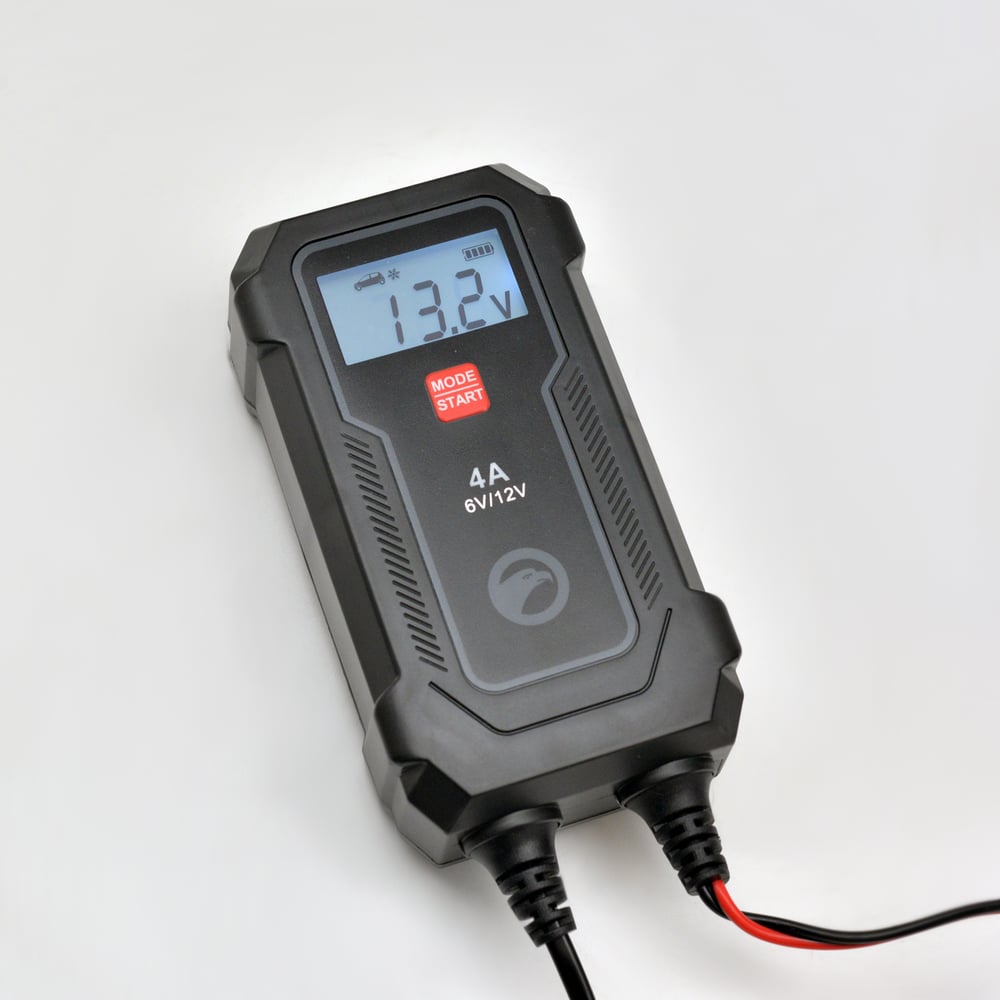 Изображение товара Автомобильное зарядное устройство BERKUT BC-4A с цифровым дисплеем для 6/12 В аккумуляторов