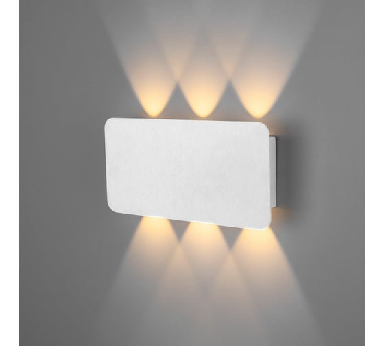 Изображение товара Настенный светильник Elektrostandard - 40138- 1 LED белый a055776