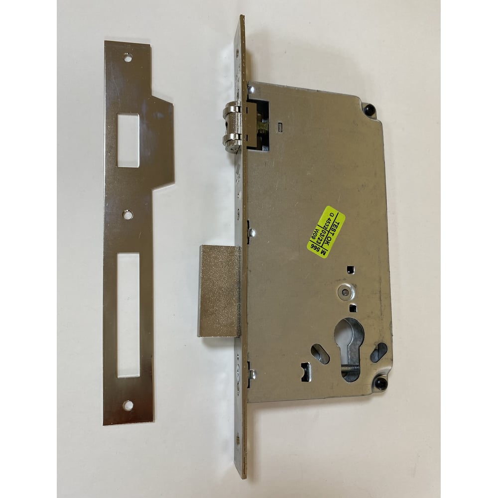 Изображение товара Врезной цилиндровый замок CISA 2 оборота никель для деревянных и металлических дверей