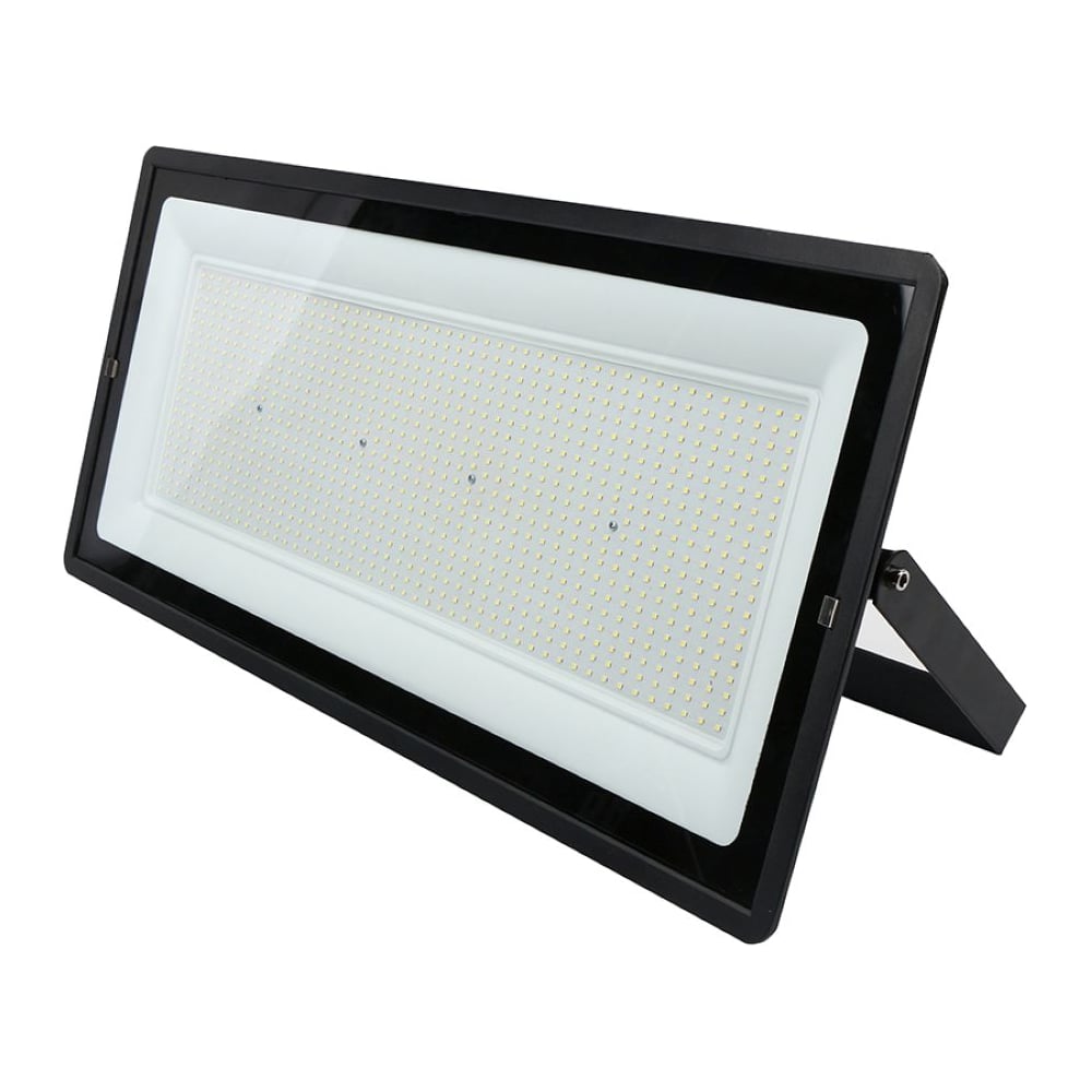 Изображение товара GTAB-700BT-IP65-6500: мощный 700W светодиодный прожектор 65 000 лм