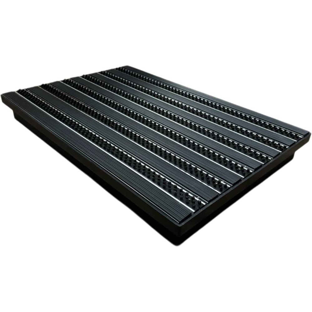 Изображение товара Решетка придверная грязезащитная / коврик придверный аллюминиевый с пластиковым поддоном GIDROSTOK 400х600 мм, резина, щетка 3151108