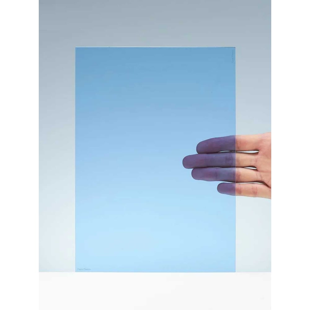 Изображение товара Лист оргстекла Papa Plastic FLU-SIN-20-15-3 прозрачное синее 20x15x3 мм