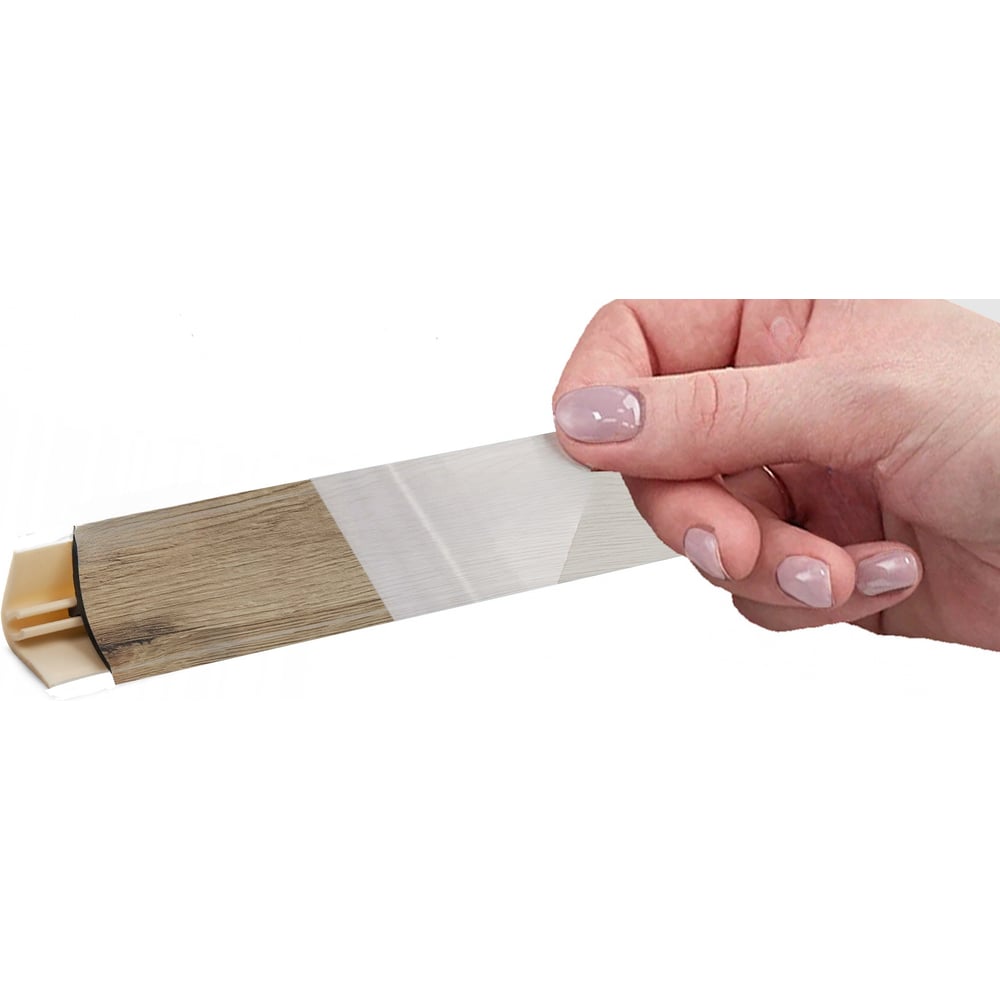 Изображение товара Плинтус KORNER LB 15(123) Дуб натуральный 3, 0 м - стильное решение для интерьера