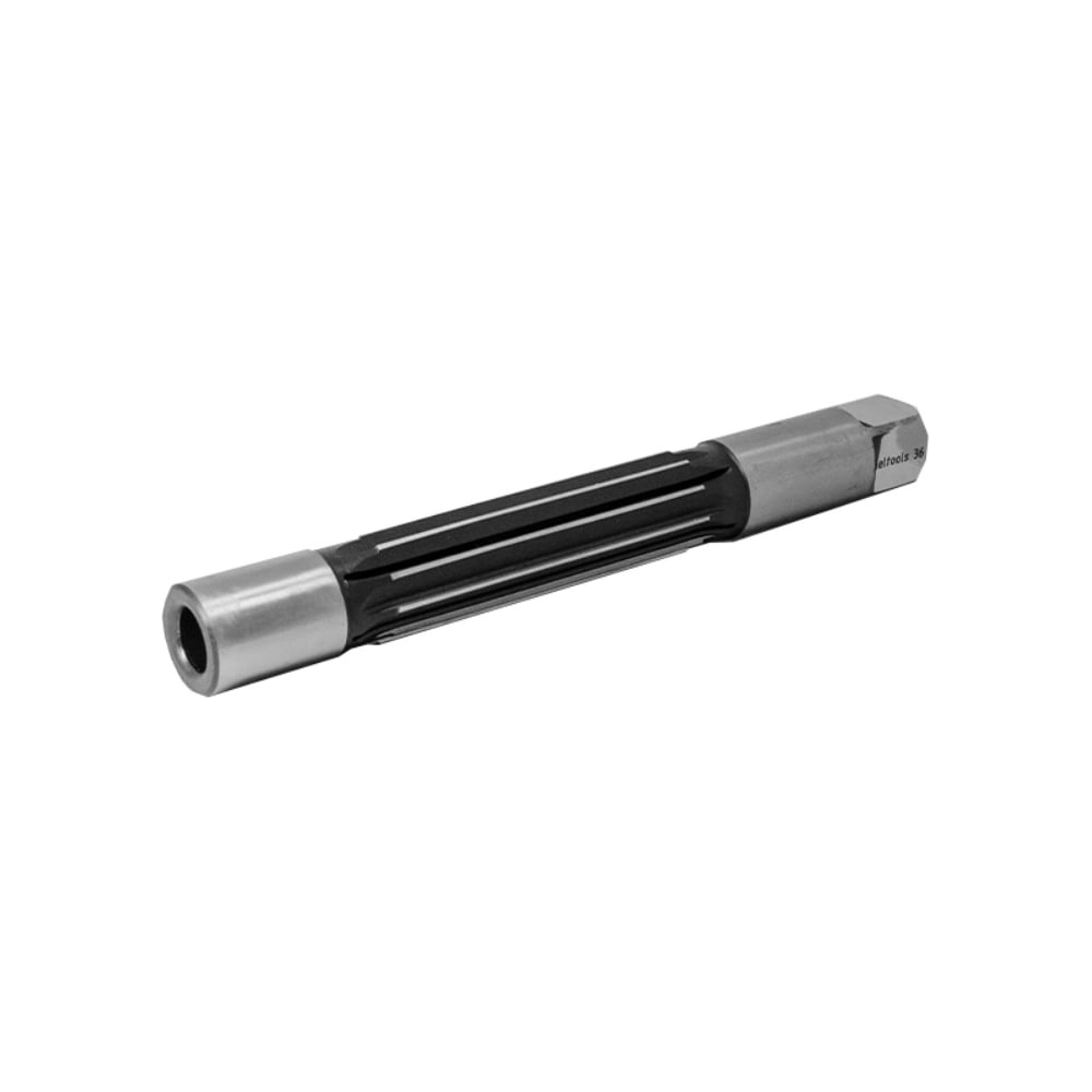 Развертка ручная Beltools 18 Н9(А3) Р6М5 ц/х винтовые канавки ГОСТ 7722-77 ri.147.1607
