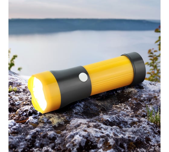 Изображение товара Светодиодный ручной фонарь ТРОФИ TB4L 4LED на батарейках мощный яркий 3xAAA Б0025679