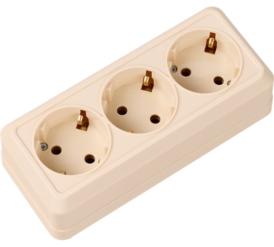 Изображение товара Горизонтальная 3-х местная розетка TDM ELECTRIC 2П+3 открытой установки IP20 16A слоновая кость Ладога SQ1801-0226
