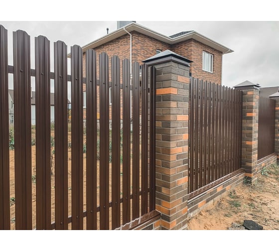 Изображение товара Металлический односторонний штакетник Металлика (коричневый; 10 штук в упаковке) 1,0-8017