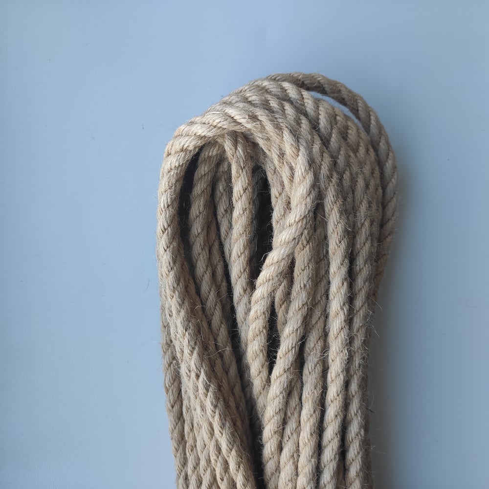 Изображение товара Джутовая веревка Шнурком 8 мм 20 м для бытового использования
