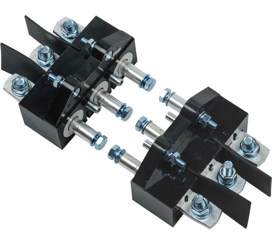 Изображение товара Втычная панель IEK ПМм1-400е/630е с задним резьбовым соединением ВА88-39 MASTER с электронным расцепителем SVA41D-PM1-R-02