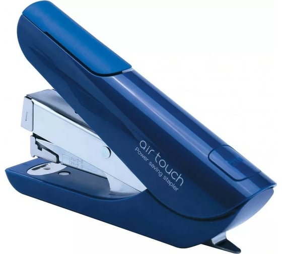 Изображение товара Степлер KW-TRIO Half strip Air touch 0556A-BLU 24/6 24/8 26/6 26/8 40 листов синий 100 скоб пластик 1144496