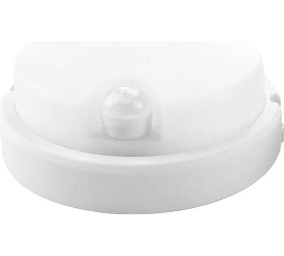 Изображение товара Светодиодный накладной светильник с инфракрасным датчиком движения truEnergy круг IP54 8W 4000K 600Lm D140мм белый пластик 11108