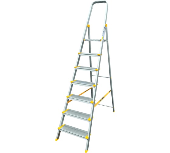 Изображение товара Алюминиевая профессиональная с анодированным покрытием стремянка Алюмет с широкими ступенями 7 ступеней. Серия АS707