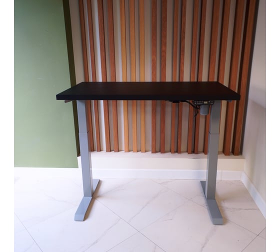 Изображение товара Стол StolStoya МОТОР UP с регулируемой высотой подстолье серое и столешница МДФ эмаль черная 140x70 SE211ISB14070