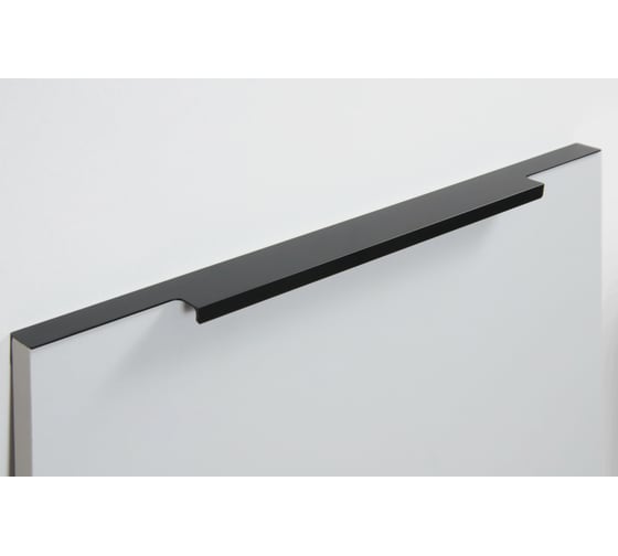 Изображение товара Торцевая мебельная ручка BOYARD RT109BL.1/000/400 105087