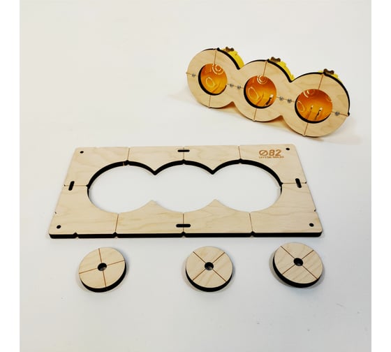 Изображение товара Шаблон для сверления подрозетников на 3 отверстия, 82 мм, толщина 8 мм, расстояние 71 мм РОТОР 3Shablon-v3-82