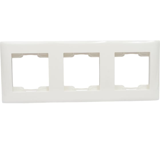 Изображение товара Трехместная вертикальная рамка Volsten V01-11-A32-M, Magenta, 9968