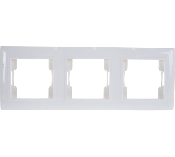 Изображение товара Трехместная рамка Volsten V01-21-A31-M Violet, 9148