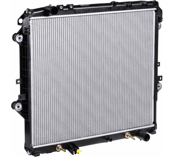 Изображение товара Радиатор охлаждения для автомобилей Hilux /Fortuner 2.4D/2.8D AT LUZAR LRc 1975