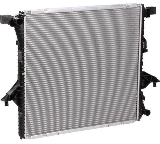 Изображение товара Радиатор охлаждения для автомобилей Volkswagen Amarok LUZAR LRc 182H