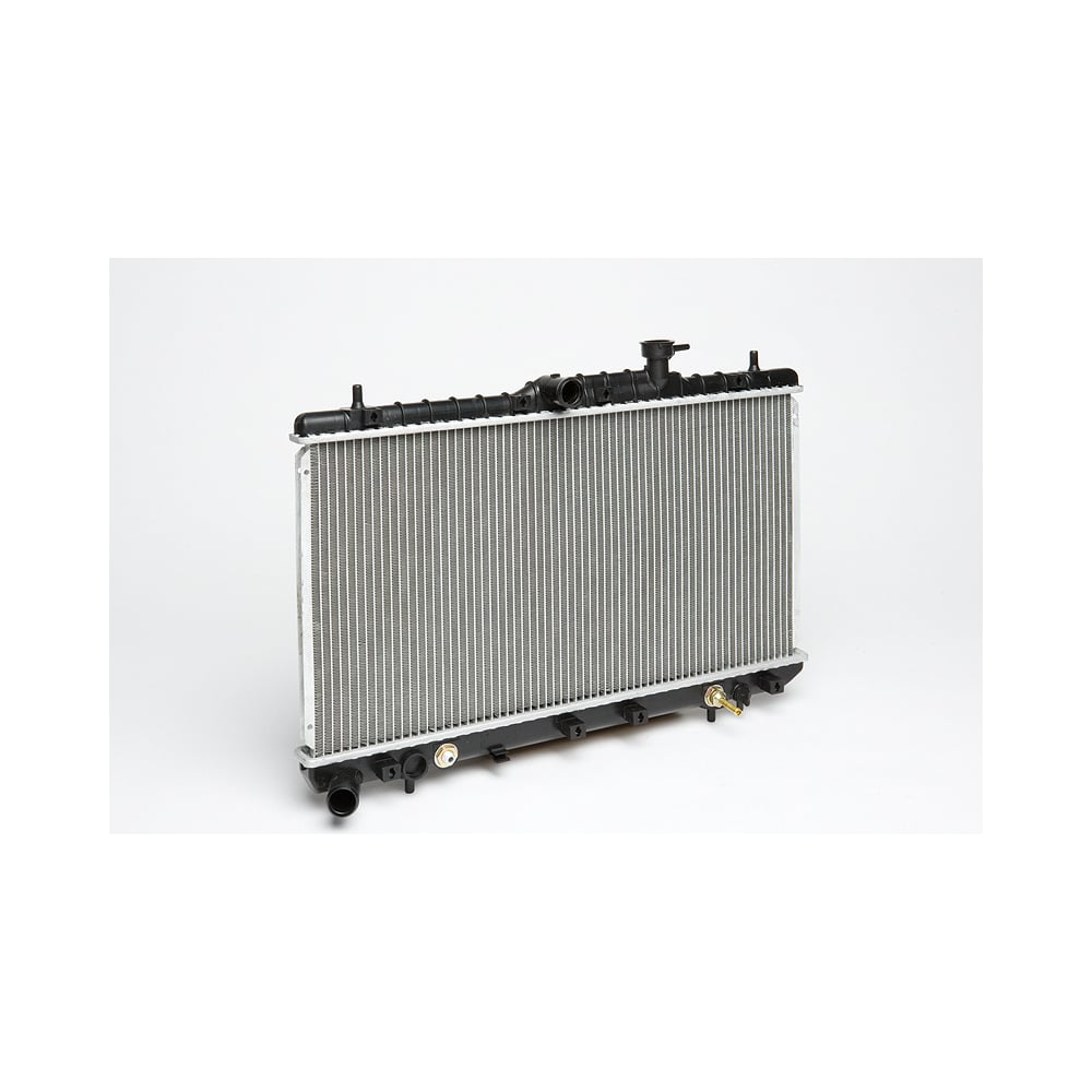 Изображение товара Радиатор охлаждения для Hyundai Accent II LUZAR HUAc99240 алюминий