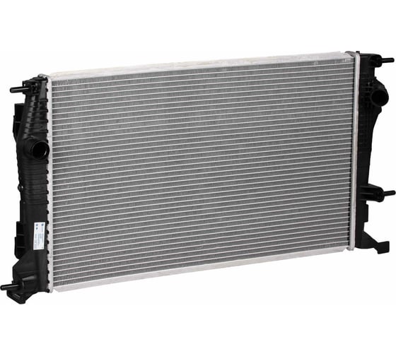 Изображение товара Радиатор охлаждения для автомобилей Megane III /Fluence 1.9D/2.0i M/A LUZAR LRc 0904