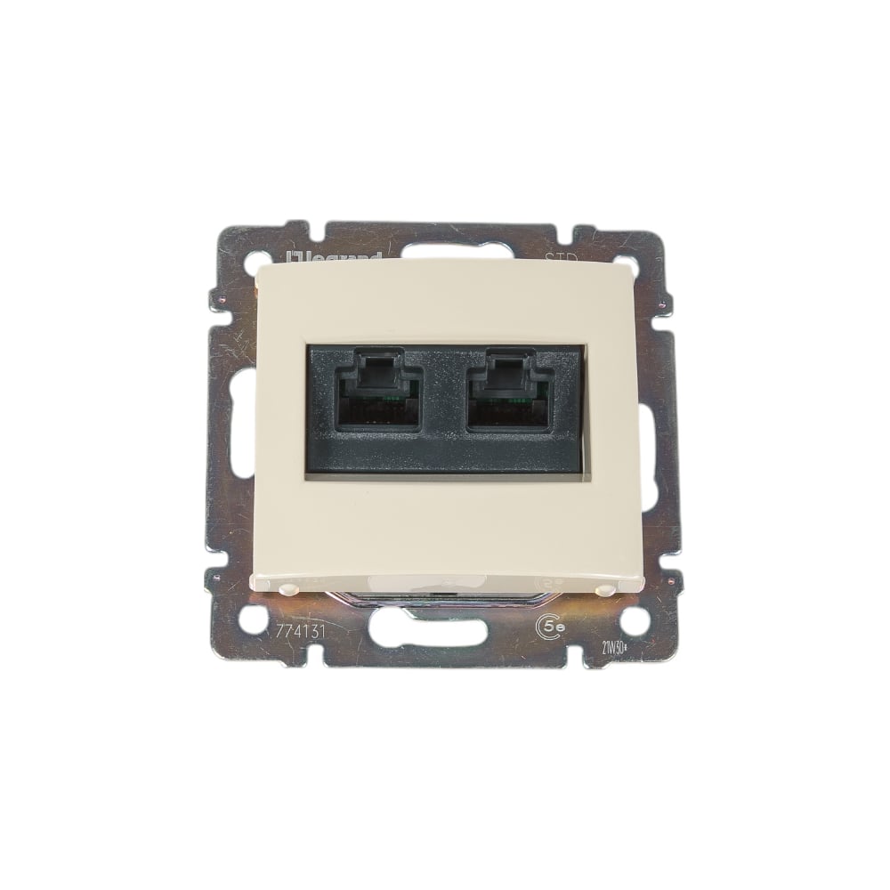 Изображение товара Розетка компьютерная двойная Legrand Valena RJ45 5e слоновая кость