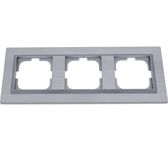 Изображение товара 3-местная рамка OVIVO QUANTUM, серебро, 405-320000-227