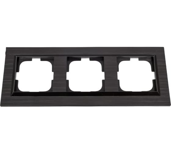Изображение товара 3-местная рамка OVIVO QUANTUM, черный, 405-360000-227