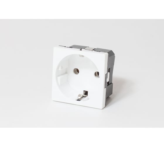 Изображение товара Электрическая розетка SPL 2К+З, с защитными шторками, белый, 10 шт. 200013