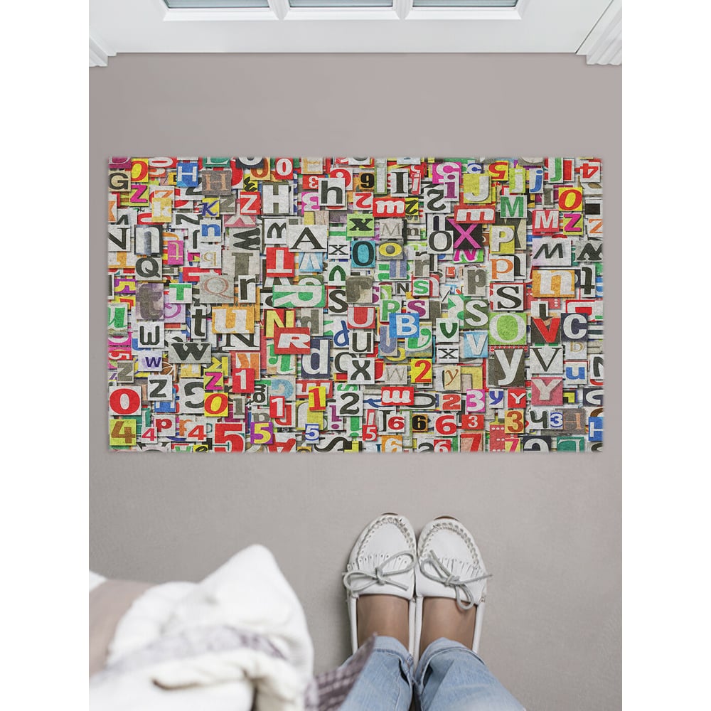 Изображение товара Придверный коврик в прихожую с принтом JOYARTY "буквенный хаос" 45х75 см door_12463