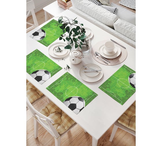 Изображение товара Комплект тканевых салфеток для сервировки стола JOYARTY "футбольное поле и мяч", 32x46 см, 4 шт. np_50846