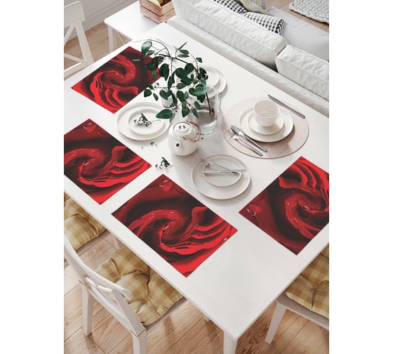 Изображение товара Комплект тканевых салфеток для сервировки стола JOYARTY "алые розы", 32x46 см, 4 шт. np_8245