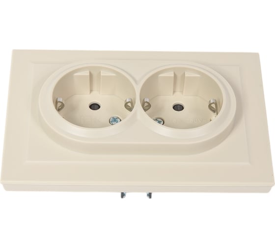 Изображение товара 2-местная розетка IEK Brite рсш12-3-бркр с заземлением, с защитными шторками, 16А, в сборе, бежевый BR-R24-16-K10-F