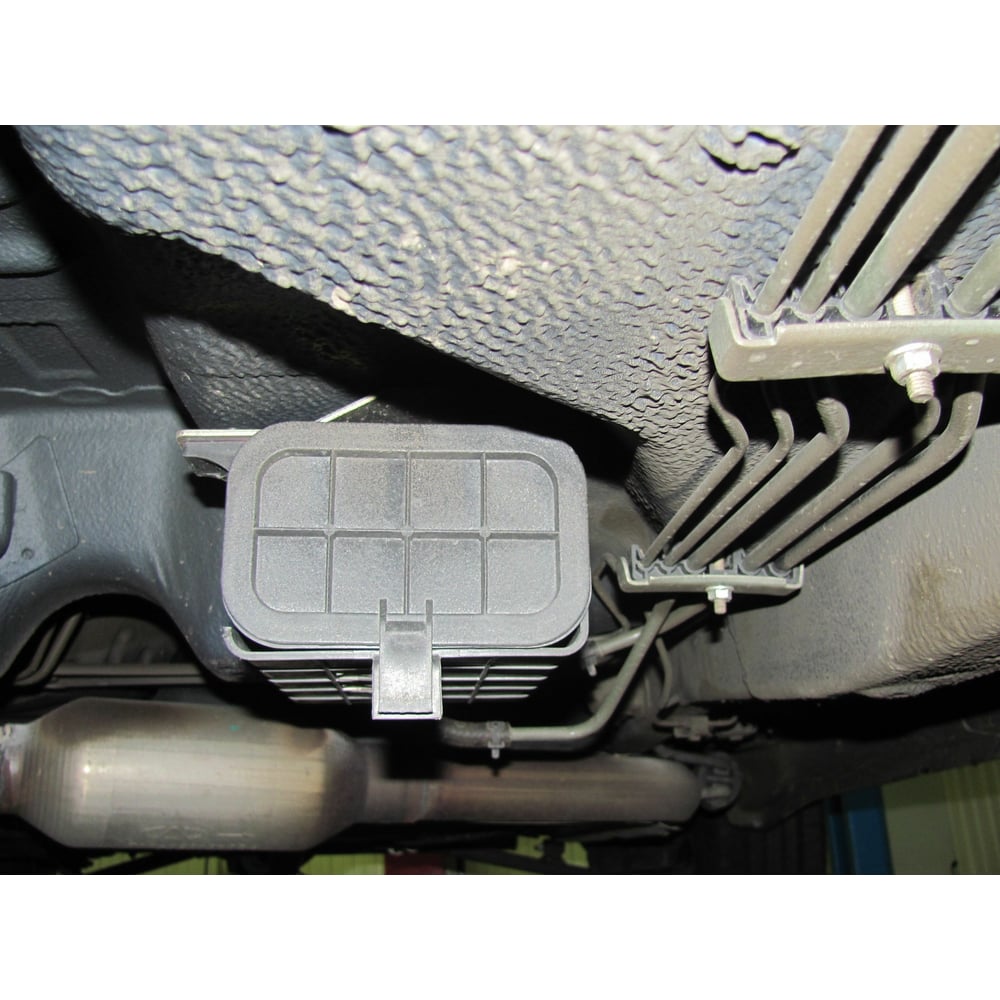 Защита адсорбера для CHERY Tiggo 3 2018-2020 1.6 MT FWD, гнутая, сталь 2.0 мм, с крепежом sheriff