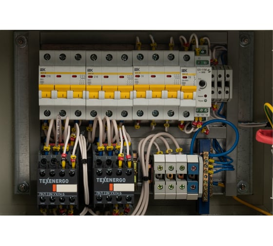 Изображение товара Щит автоматического переключения МЭК ЭЛЕКТРИКА ЩАП 12 16А IP31 350x250x170 MEC22105