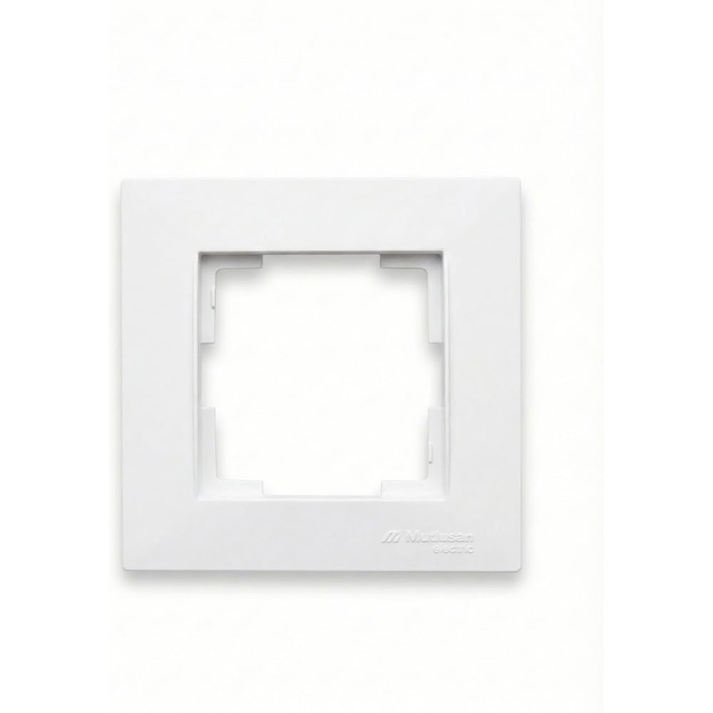 Изображение товара Одинарная рамка Mutlusan Rita белый 2220 800 1101 для электропроводки