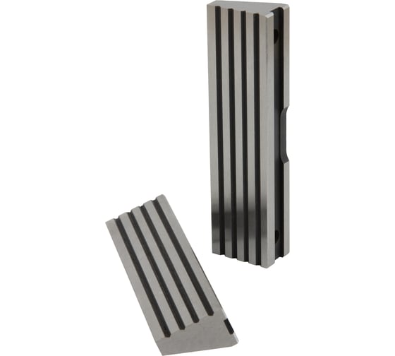 Изображение товара Комплект сменных рифлёных губок для станочных тисков STANDARD PMV125, 2 предмета DeBever Machining Solutions DB-S-JSGT125150