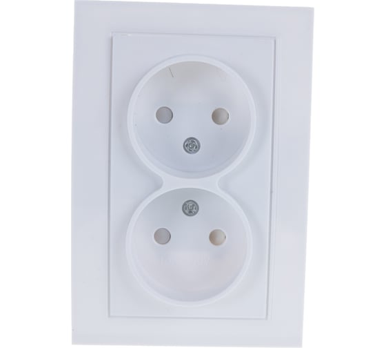 Изображение товара Двойная розетка без заземления, с защитными шторками, белая UNIVersal Бриллиант 7947526